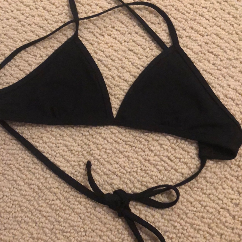 Black jolyn triangle top